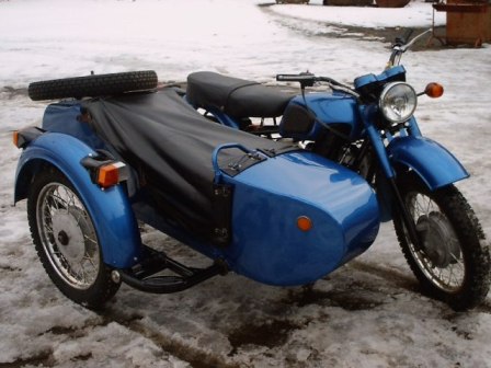 Motorrad mit Beiwagen