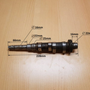 (448) K-750 M72 Nockenwelle-135€
